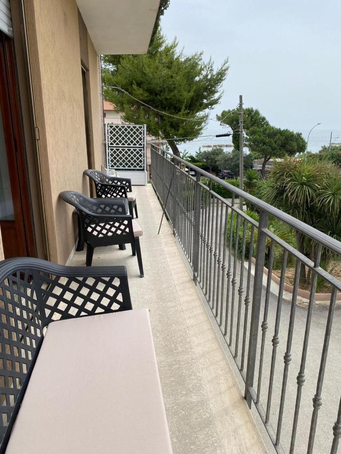 马西尼亚诺La Marinella公寓 外观 照片